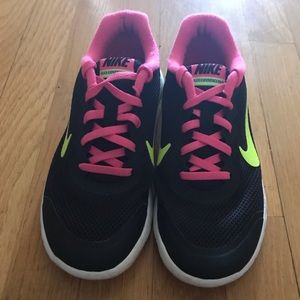 Nike Flex Experience RN4 sneakers